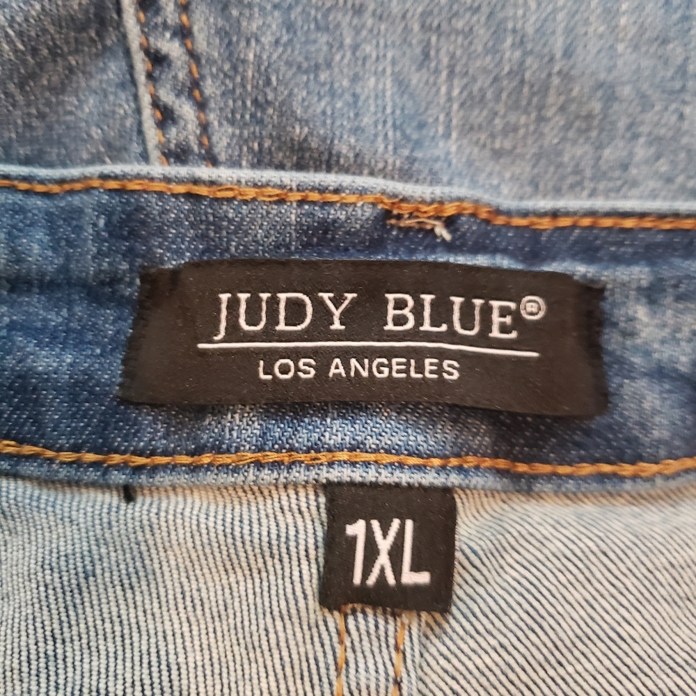 Women's Judy Blue Denim Shorts Size 1XL Blue - Picture 10 of 10
